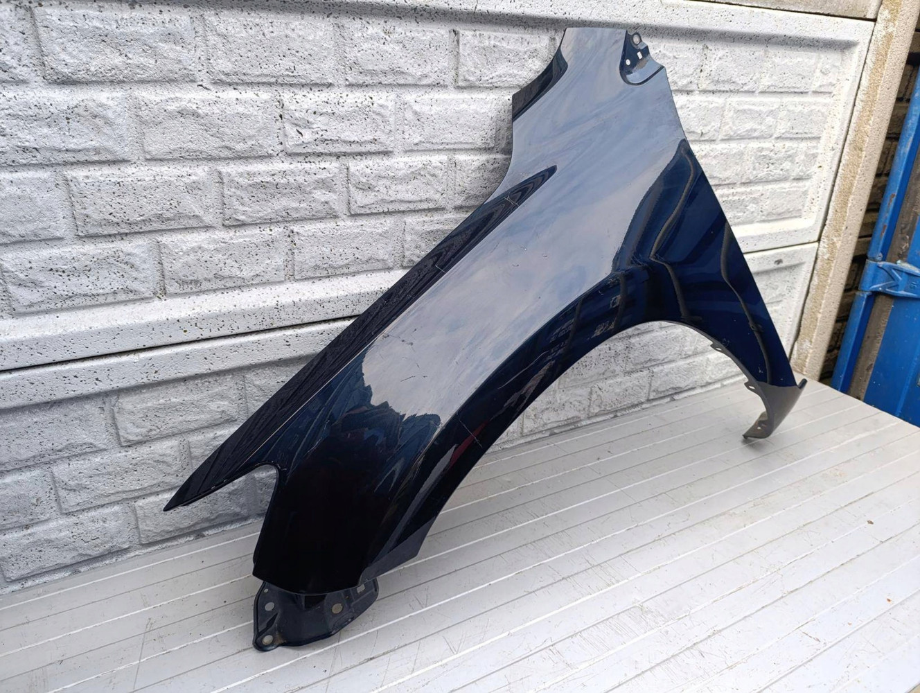 TOYOTA RAV 4 IV LIFT 10-13 BŁOTNIK LEWY PRZEDNI - (17289096333)