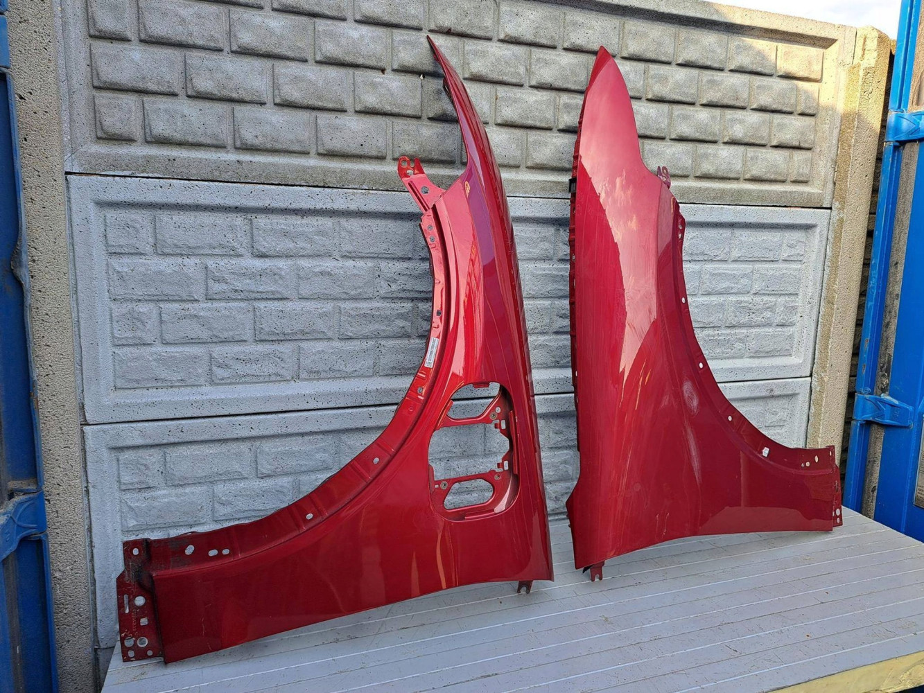 FORD MUSTANG VI MACH-E 21- BŁOTNIK PRZEDNI LEWY PRAWY - (17299872837)