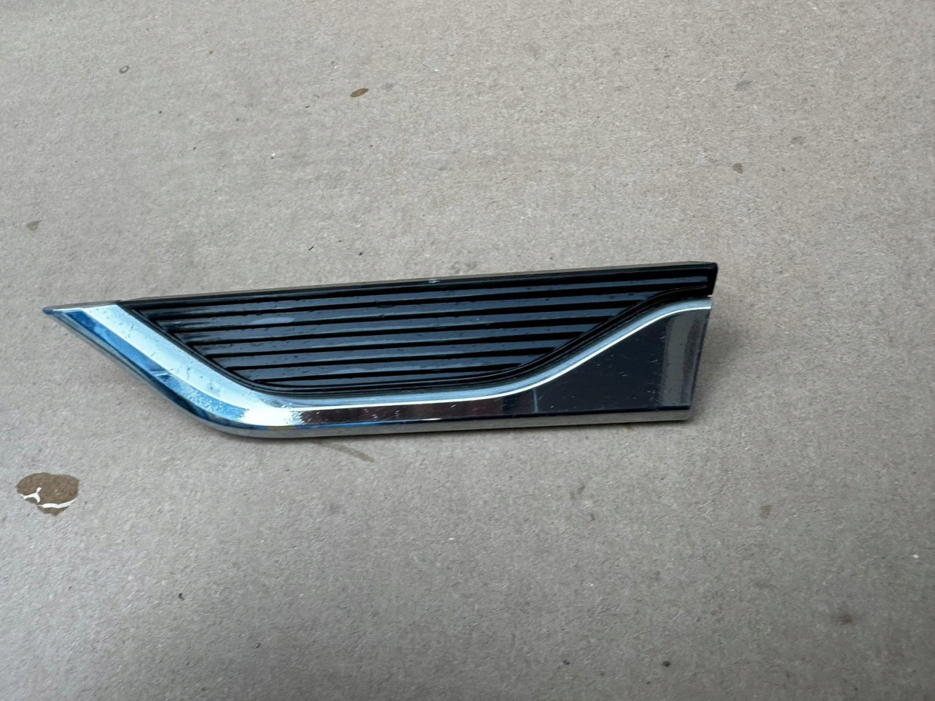 Audi A5 8W6 EMBLEMAT ZNACZEK ORYGINAŁ - (17317719864)