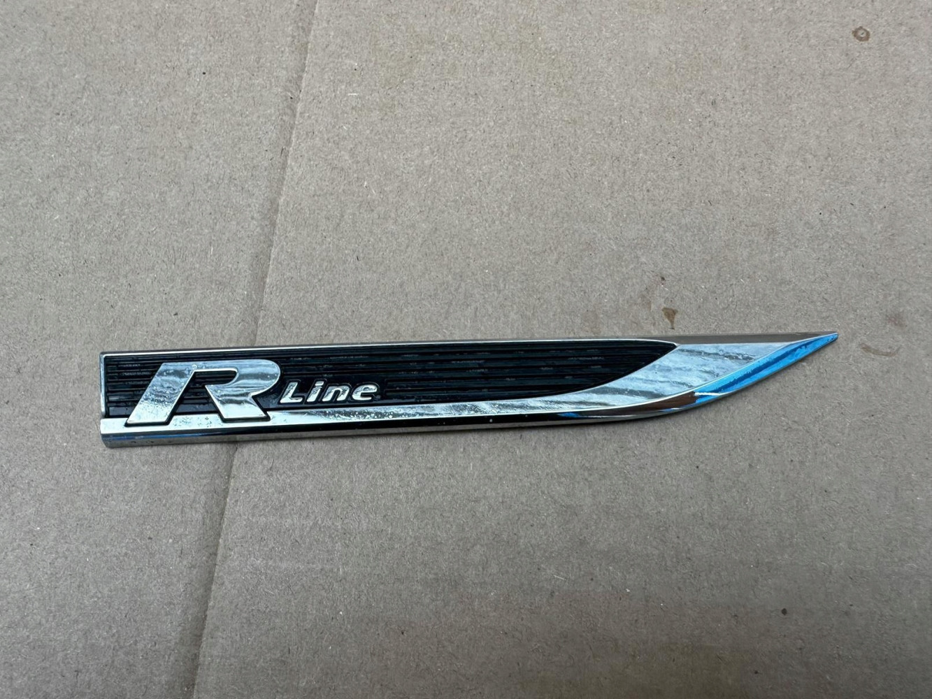 VW GOLF VII RLINE EMBLEMAT ZNACZEK ORYGINAŁ - (17317735755)