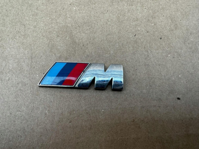 BMW M PAKIET M POWER EMBLEMAT ZNACZEK ORYGINAŁ - (17317738919)