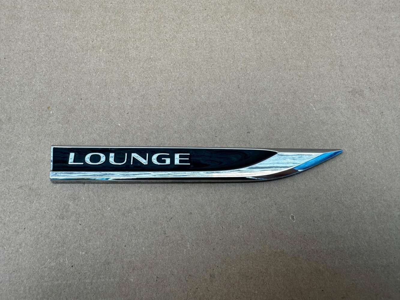 Golf VII LOUNGE EMBLEMAT ZNACZEK ORYGINAŁ - (17317889155)