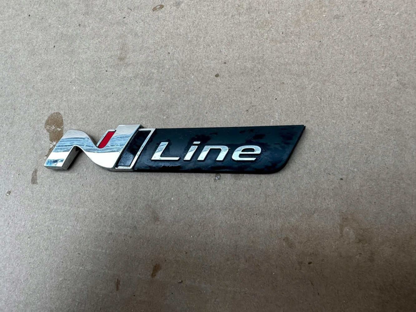 HYUNDAI I20 III N-LINE EMBLEMAT ZNACZEK ORYGINAŁ - (17318173771)