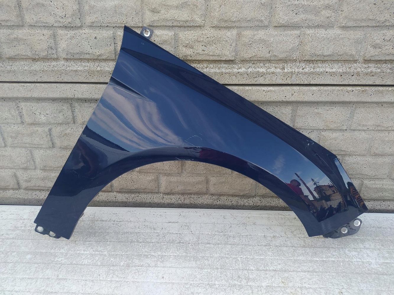 FORD FOCUS MK3 11-18 BŁOTNIK PRZEDNI PRAWY - (12219530137)