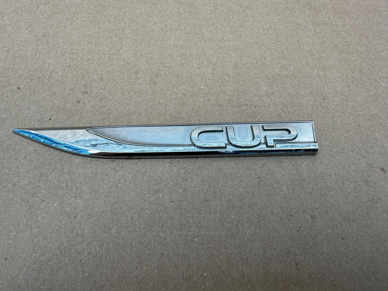 CUP VW GOLF VII EMBLEMAT ZNACZEK ORYGINAŁ - (17319719249)