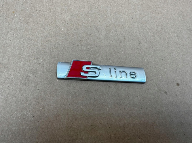 AUDI S LINE S-LINE SREBNY 8N0 853 601A EMBLEMAT ZNACZEK ORYGINAŁ - (17319886695)