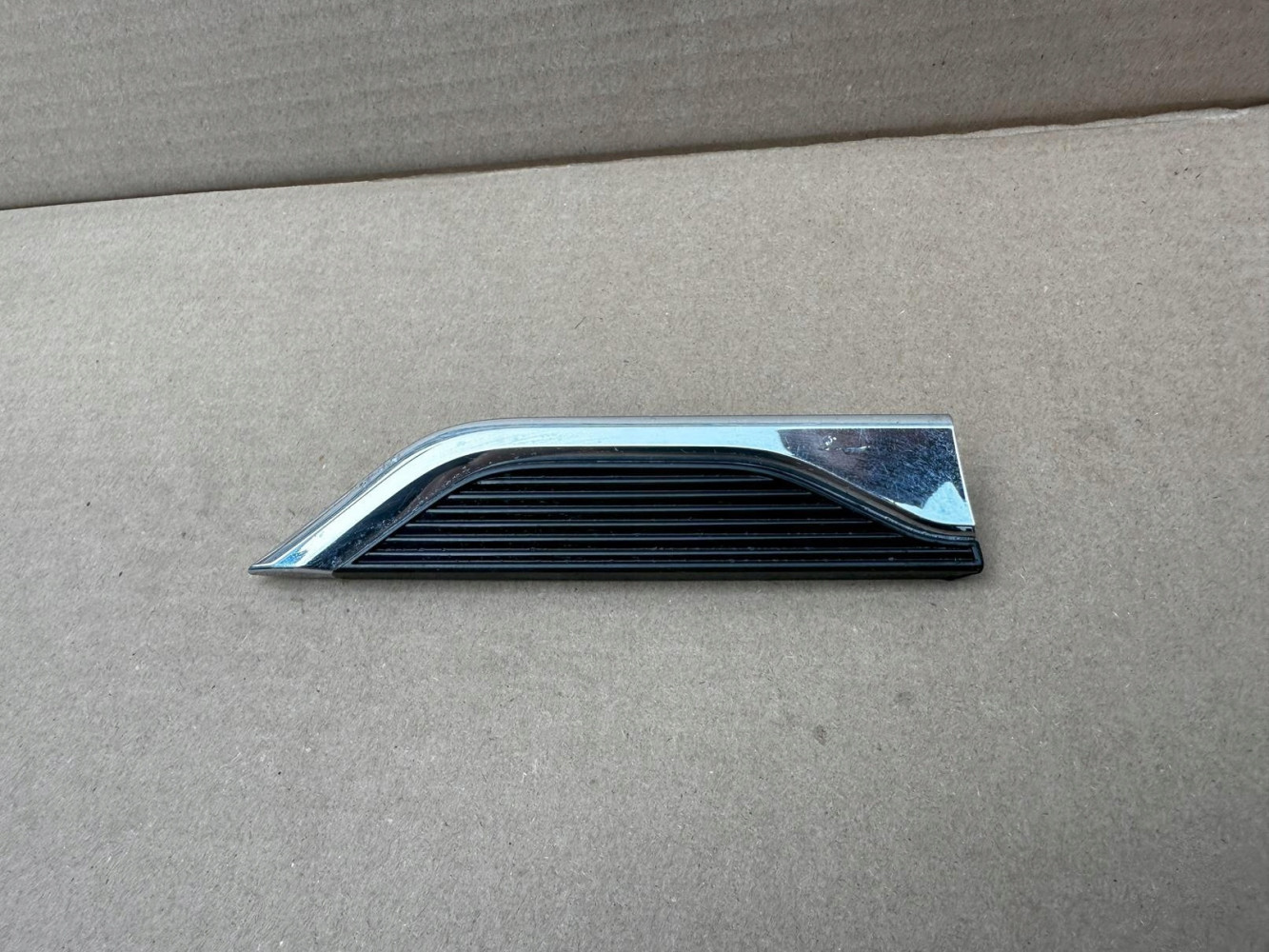 Audi A5 8W6 853 602A EMBLEMAT ZNACZEK ORYGINAŁ - (17319892490)