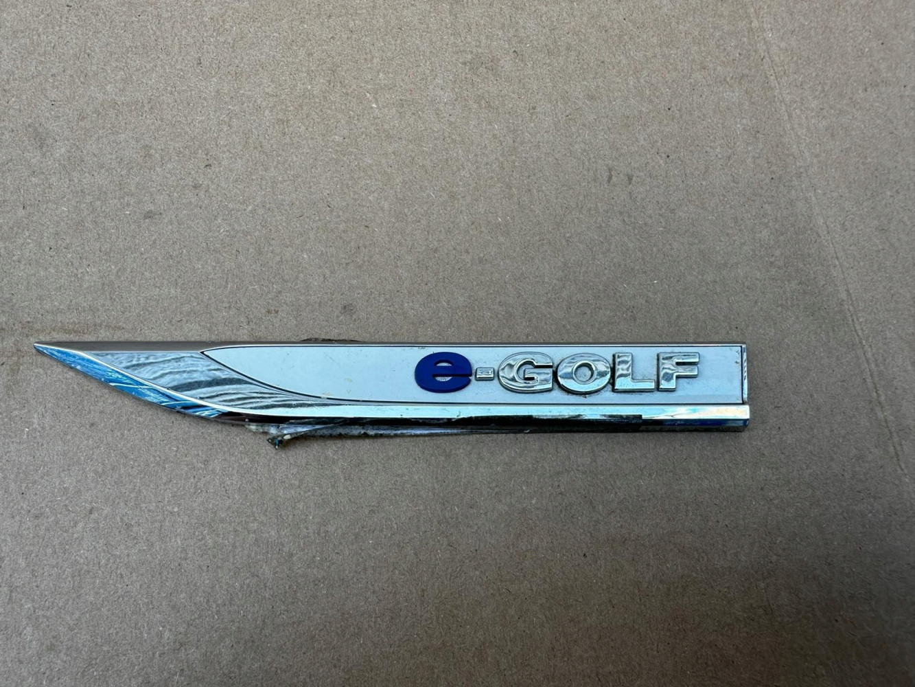 VW E-GOLF VII VOLKSWAGEN 5GE95368 EMBLEMAT ZNACZEK ORYGINAŁ - (17319906611)
