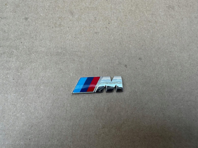 BMW M POWER M PAKIET EMBLEMAT ZNACZEK ORYGINAŁ - (17319963201)