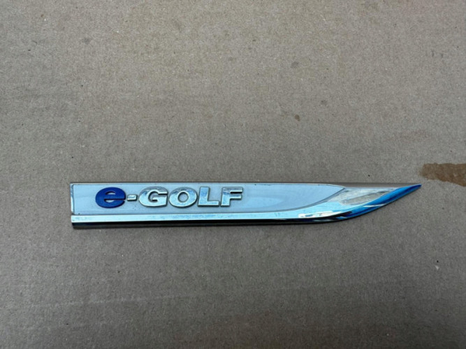 VW E-GOLF VII 5GE 853688C VOLKSWAGEN EMBLEMAT ZNACZEK ORYGINAŁ - (17320028112)
