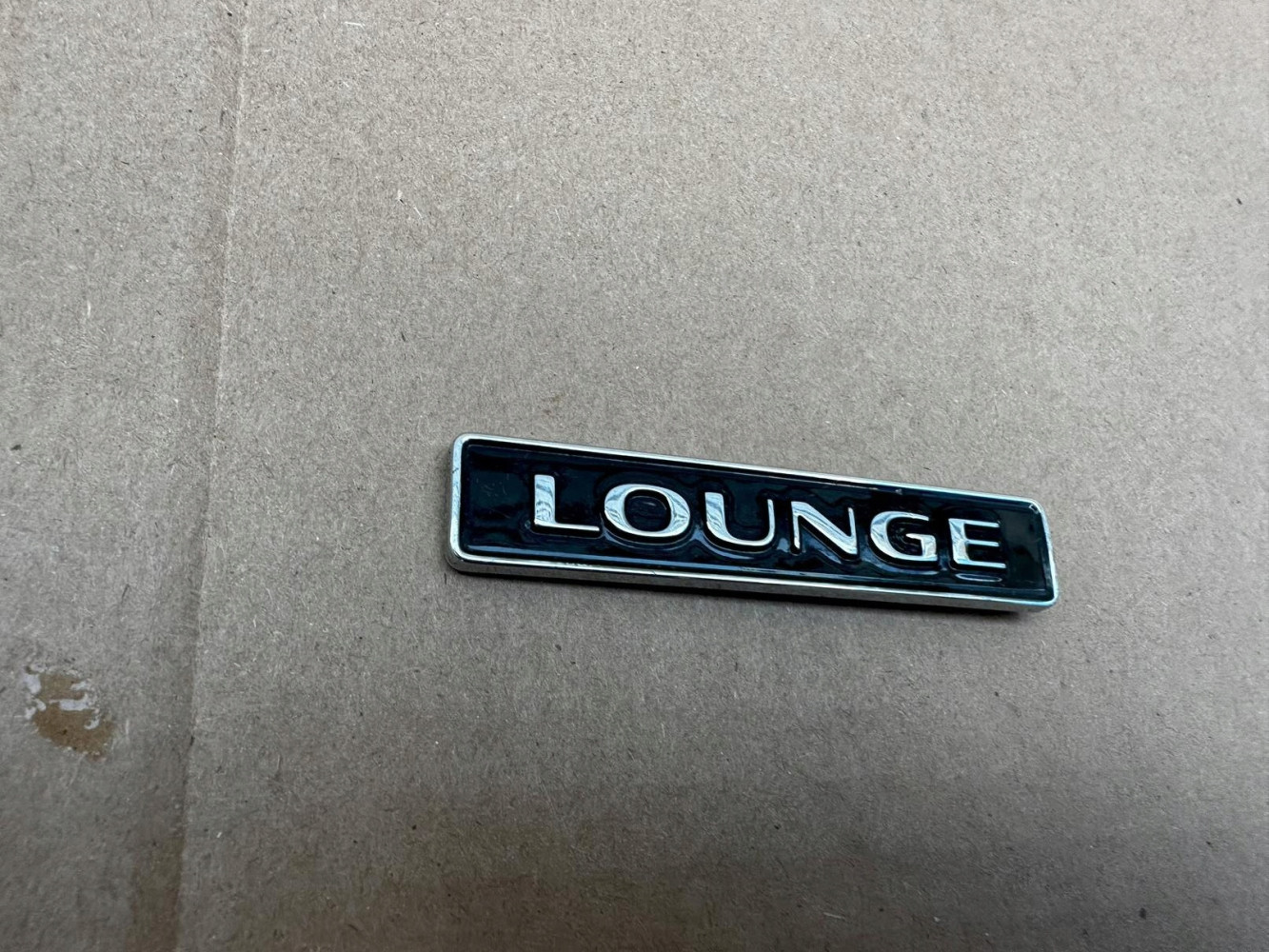 VW LOUNGE GOLF TIGUAN POLO ZNACZEK ORYGINAŁ - (17323242436)