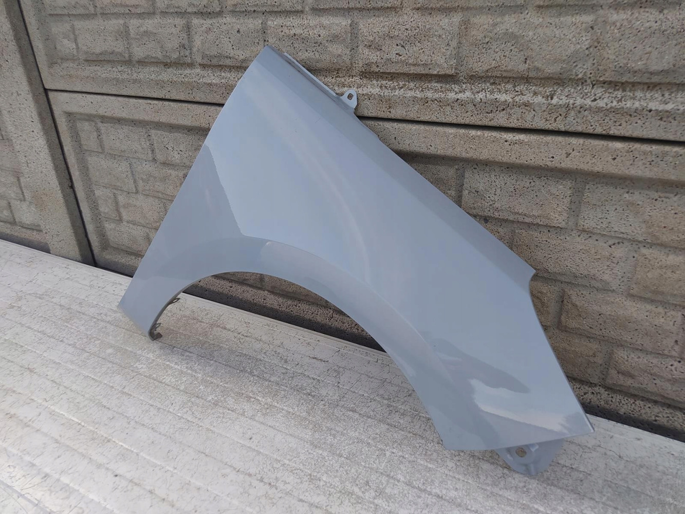 FORD FIESTA Mk8 MK 8 16-22 BŁOTNIK PRZEDNI PRAWY - (12219595083)