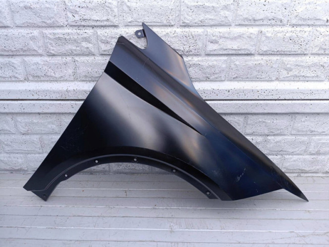 SEAT ARONA BŁOTNIK PRZEDNI PRAWY NOWY - (17326775247)
