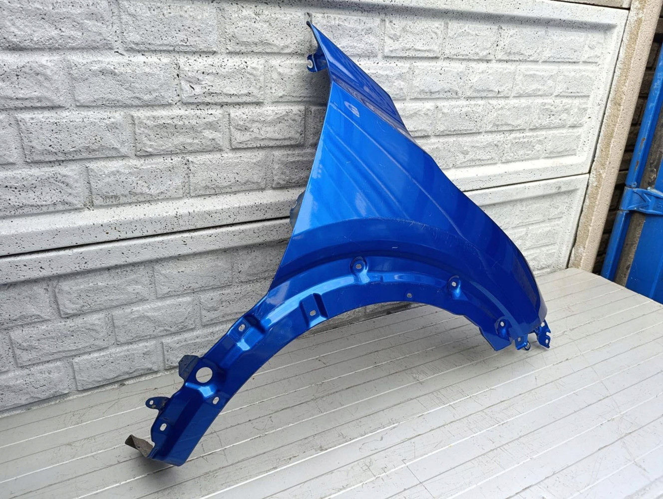 NISSAN JUKE II 2 F16 19-24 BŁOTNIK PRAWY PRZEDNI - (17326985545)