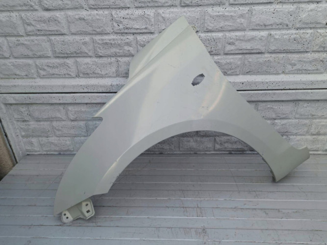 SUZUKI SWIFT Mk7 10-17 BŁOTNIK PRZEDNI LEWY NOWY - (17327783400)