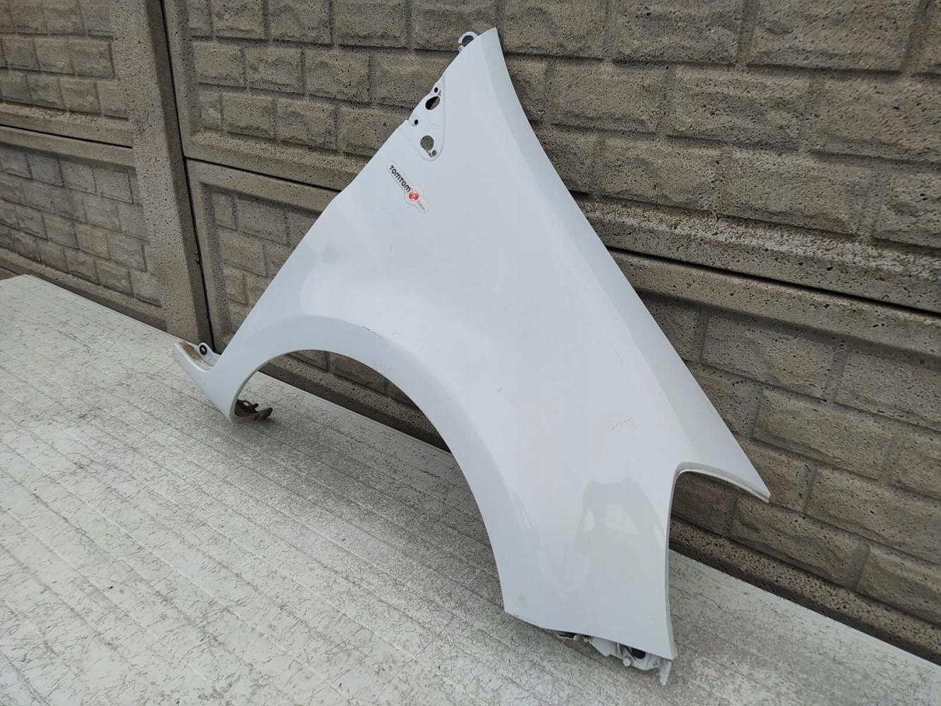 BŁOTNIK PRZEDNI PRAWY RENAULT CLIO 3 195 06-13 - (12222462243)