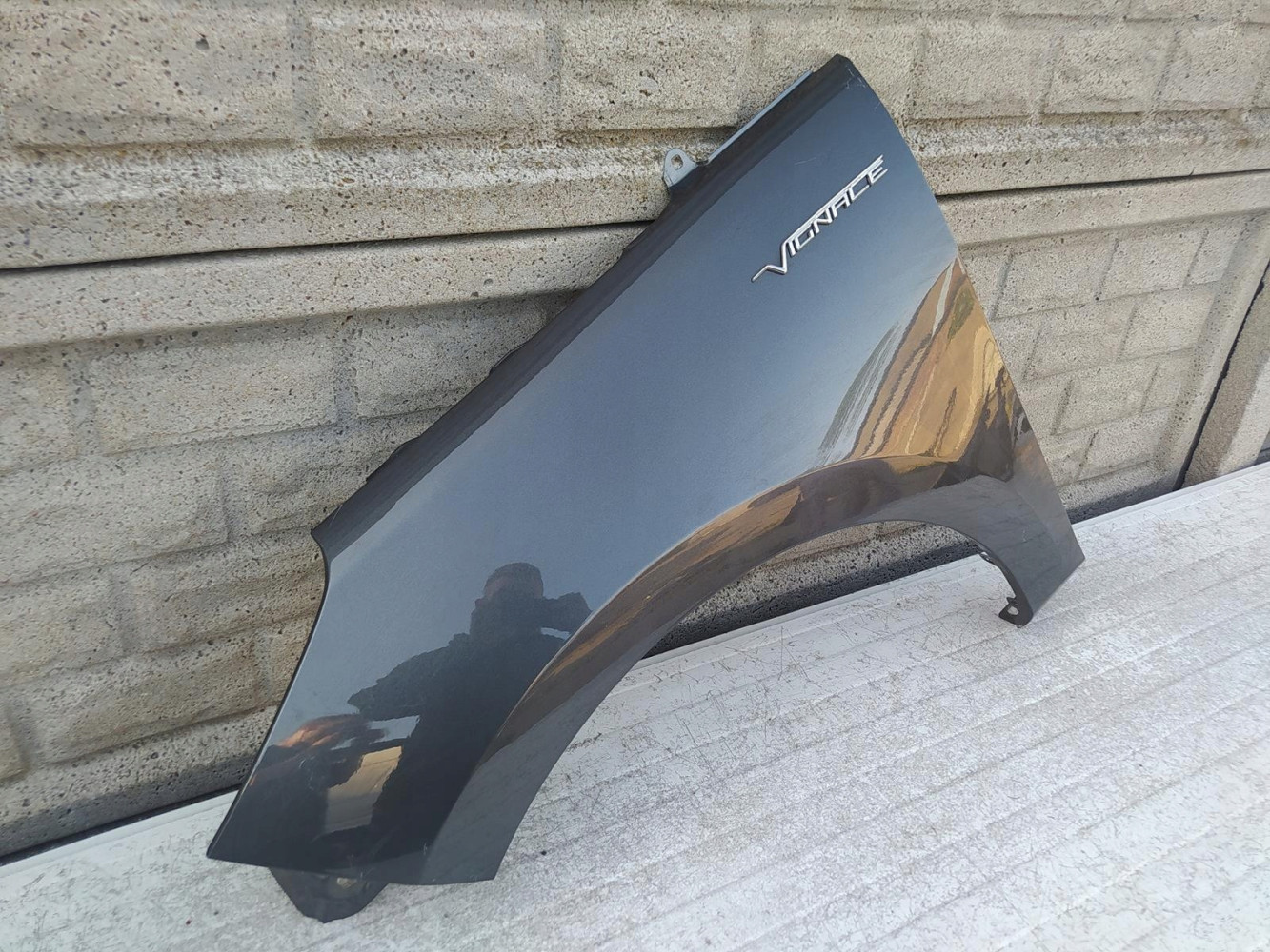 FORD FIESTA Mk8 MK 8 16-22 BŁOTNIK PRZEDNI LEWY - (12222555899)