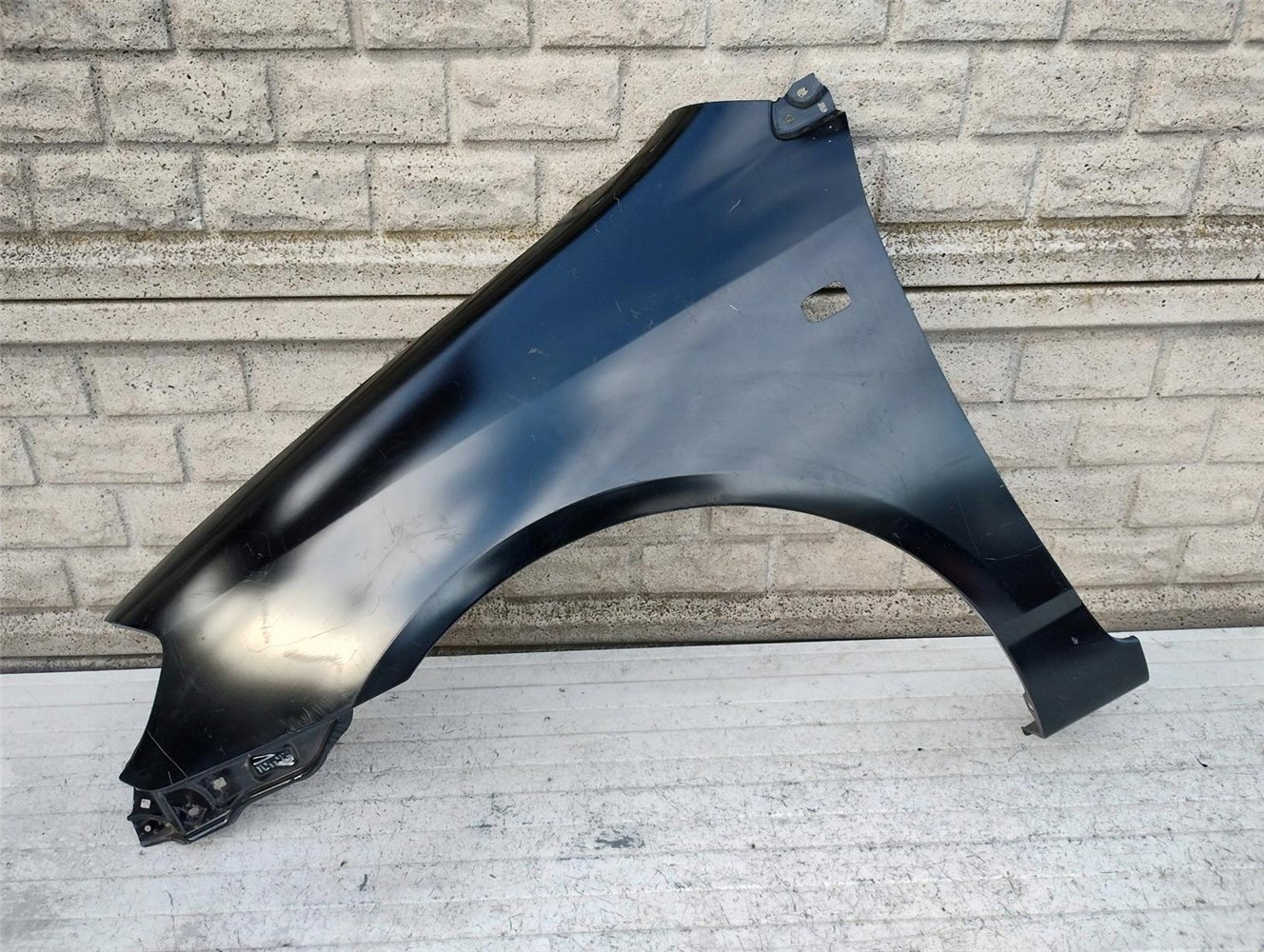 TOYOTA COROLLA E12 SEDAN KOMBI 02-09 BŁOTNIK LEWY ORYGINAŁ (17132929116)