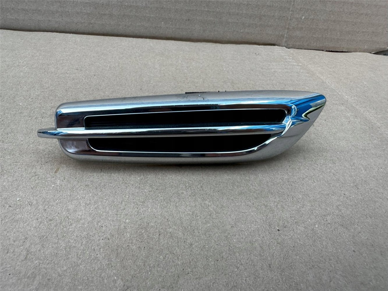 MITSUBISHI ASX CHROM EMBLEMAT ZNACZEK ORYGINAŁ (17322846487)