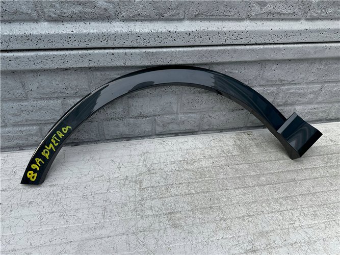 Audi Q4 e-tron 89A LISTWA BŁOTNIKA LEWY PRZÓD 89A.853.717.C ORYGINAŁ (17338234524)