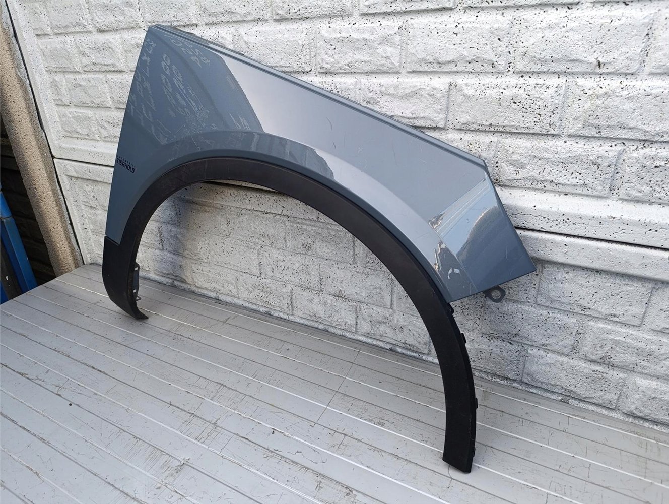 VOLVO XC40 XC-40 2017-2022 BŁOTNIK PRZEDNI PRAWY ORYGINAŁ (17350724121)