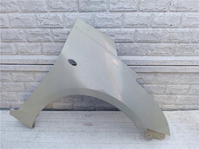 SUZUKI SWIFT Mk7 10-17 BŁOTNIK PRZEDNI PRAWY NOWY ORYGINAŁ (17350925407)