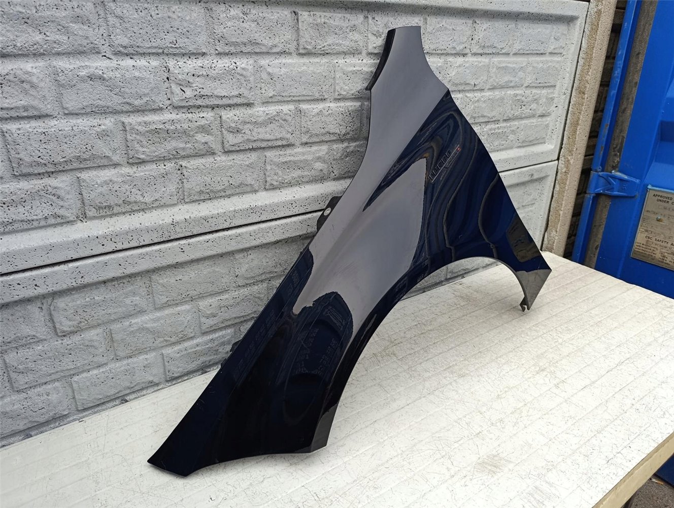 MERCEDES A KLASA W177 W 177 AMG BŁOTNIK LEWY ORYGINAŁ (17350963037)