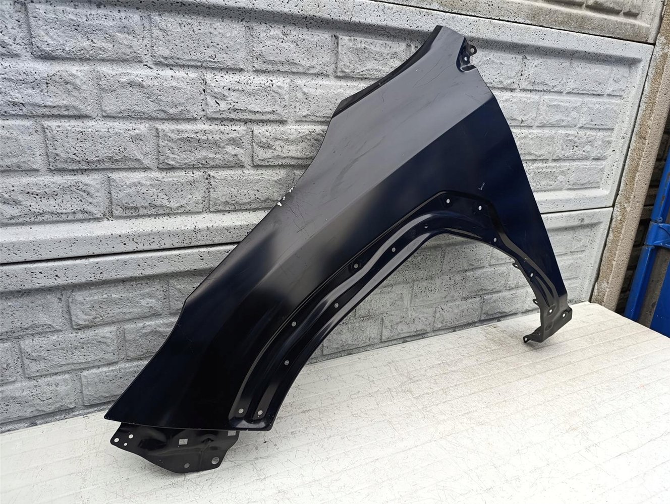 SUBARU OUTBACK VI 21 - 24 BŁOTNIK LEWY PRZEDNI NOWY ORYGINAŁ (17350974123)