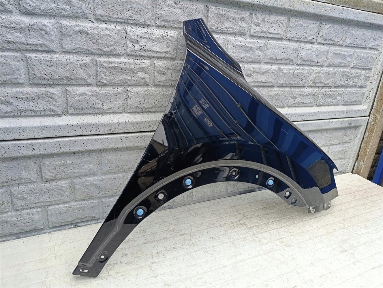 MG HS 18- BŁOTNIK PRZEDNI PRAWY ORYGINAŁ (17350979885)