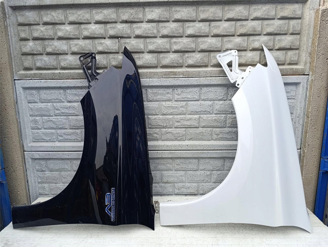 MITSUBISHI OUTLANDER 12-15 BŁOTNIK LEWY PRZEDNI ORYGINAŁ (17350981685)