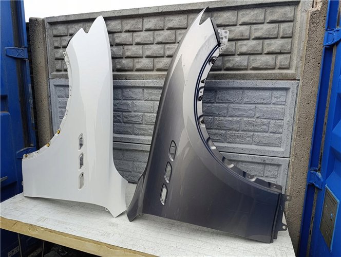 MASERATI LEVANTE BŁOTNIK PRZEDNI LEWY PRAWY ORYGINAŁ (17351034033)