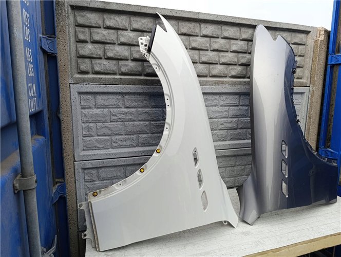 MASERATI LEVANTE BŁOTNIK PRZEDNI LEWY PRAWY ORYGINAŁ (17351034033)