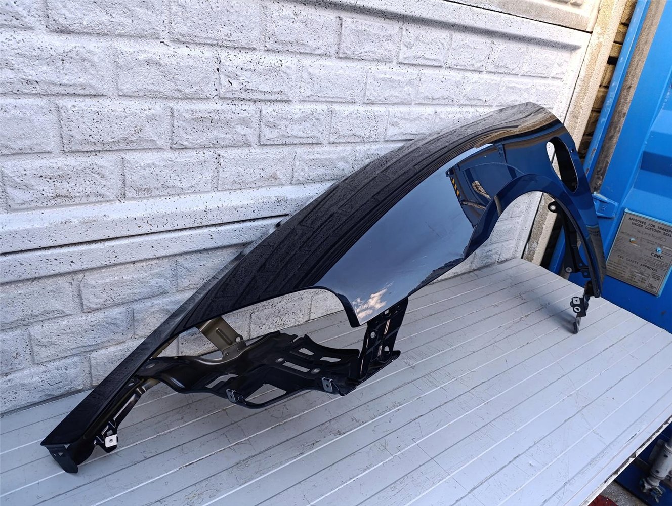 PORSCHE TAYCAN TURBO SPORT BŁOTNIK PRZEDNI LEWY ORYGINAŁ (17351042556)