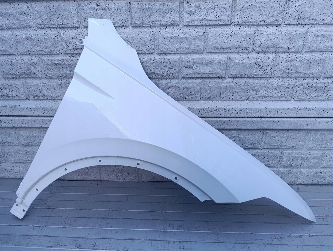 VW TIGUAN 2 II LIFT 2021- BŁOTNIK PRAWY PRZEDNI ORYGINAŁ (17351047762)