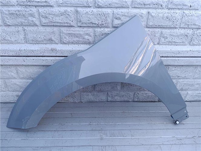 VOLVO EX30 2023- BŁOTNIK PRZEDNI LEWY ORYGINAŁ (17351114954)