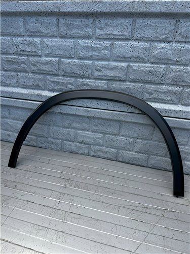 MERCEDES GLC 254 LISTWA NAKŁADKA BŁOTNIK LEWY PRZÓD ORYGINAŁ (17353299808)