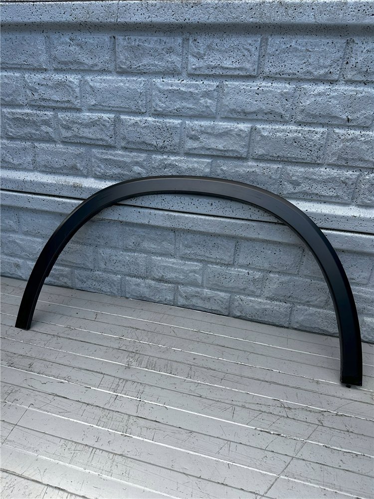 MERCEDES GLC 254 LISTWA NAKŁADKA BŁOTNIK LEWY PRZÓD ORYGINAŁ (17353299808)