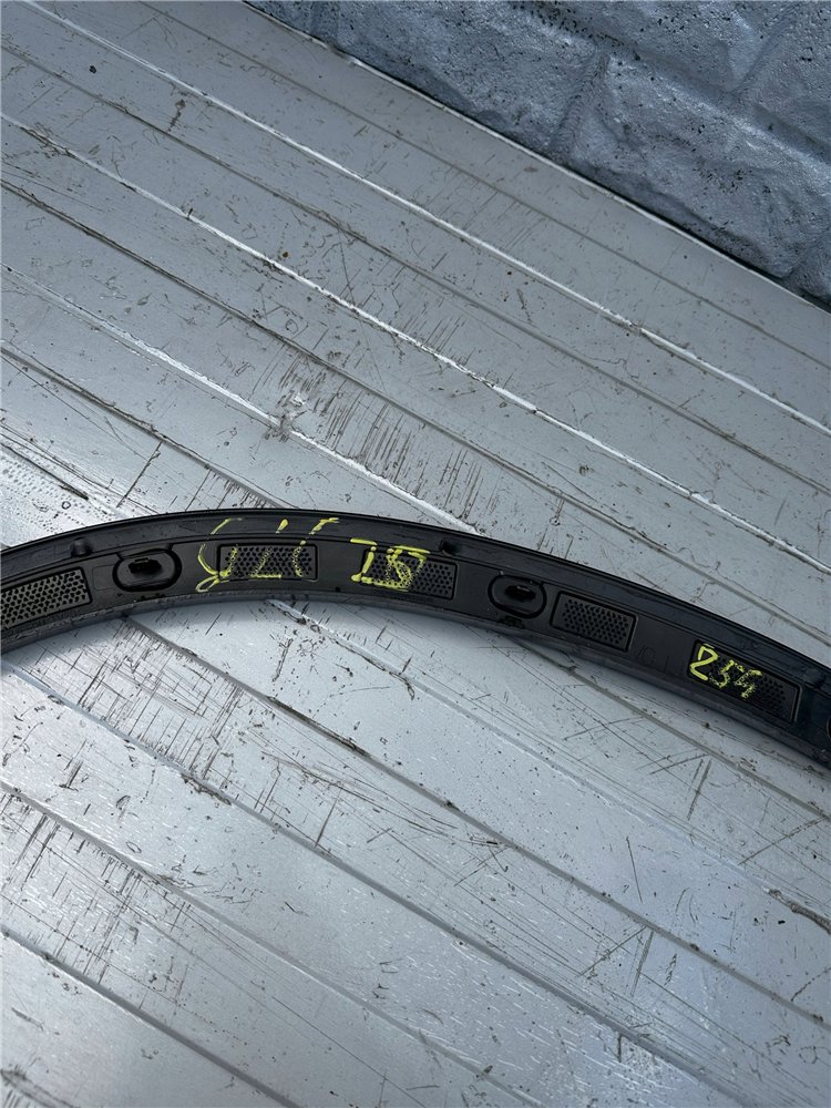 MERCEDES GLC 254 LISTWA NAKŁADKA BŁOTNIK LEWY PRZÓD ORYGINAŁ (17353299808)