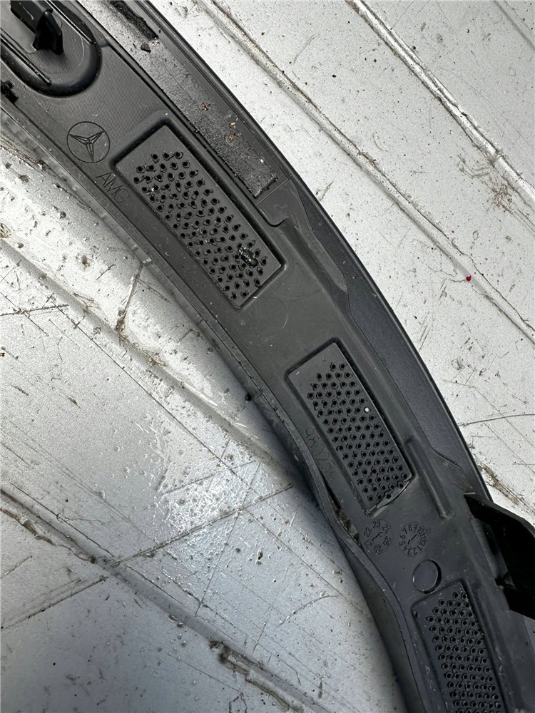 MERCEDES GLC 254 LISTWA NAKŁADKA BŁOTNIK LEWY PRZÓD ORYGINAŁ (17353299808)