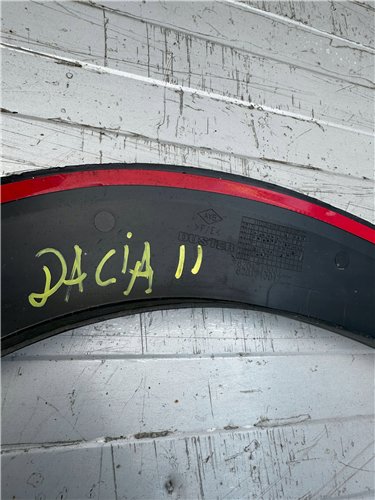 DACIA 2 II LISTWA NAKŁADKA BŁOTNIK LEWY PRZÓD ORYGINAŁ (17353303217)