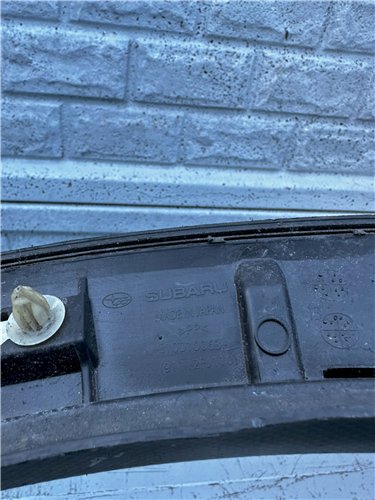 Subaru Crosstrek LISTWA NAKŁADKA BŁOTNIK LEWY PRZÓD ORYGINAŁ (17353477657)