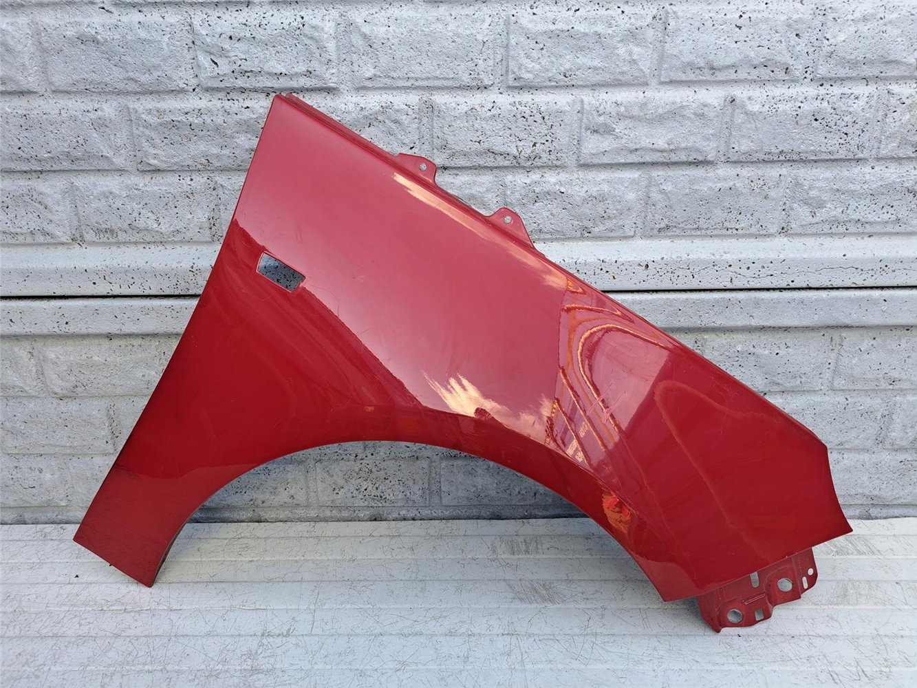 OPEL ADAM BŁOTNIK PRZEDNI PRAWY ORYGINAŁ (17357046381)