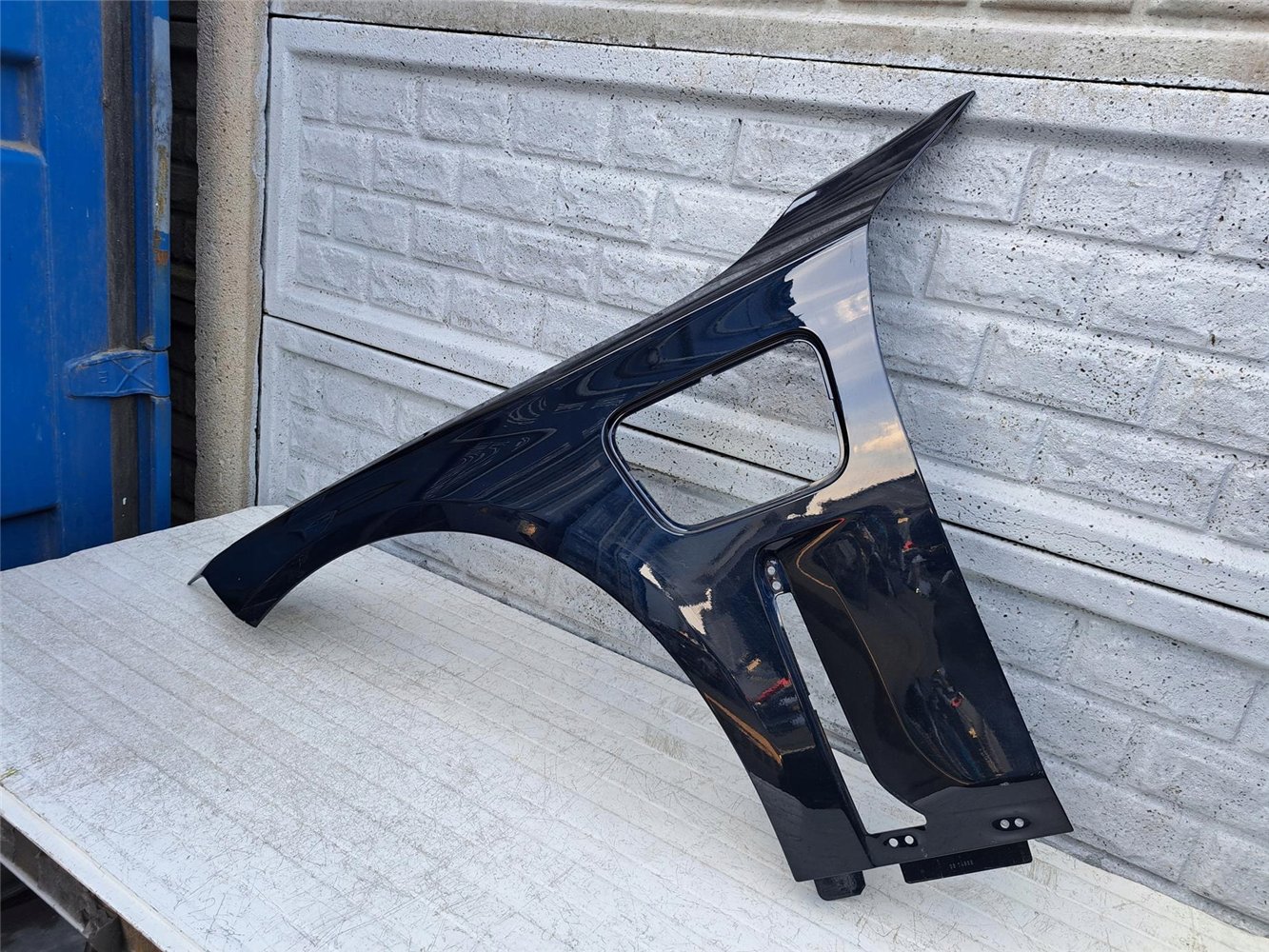 BMW 7 VII G11 G12 HYBRYDA LCI LIFT BŁOTNIK LEWY PRZEDNI ORYGINAŁ (17357145734)