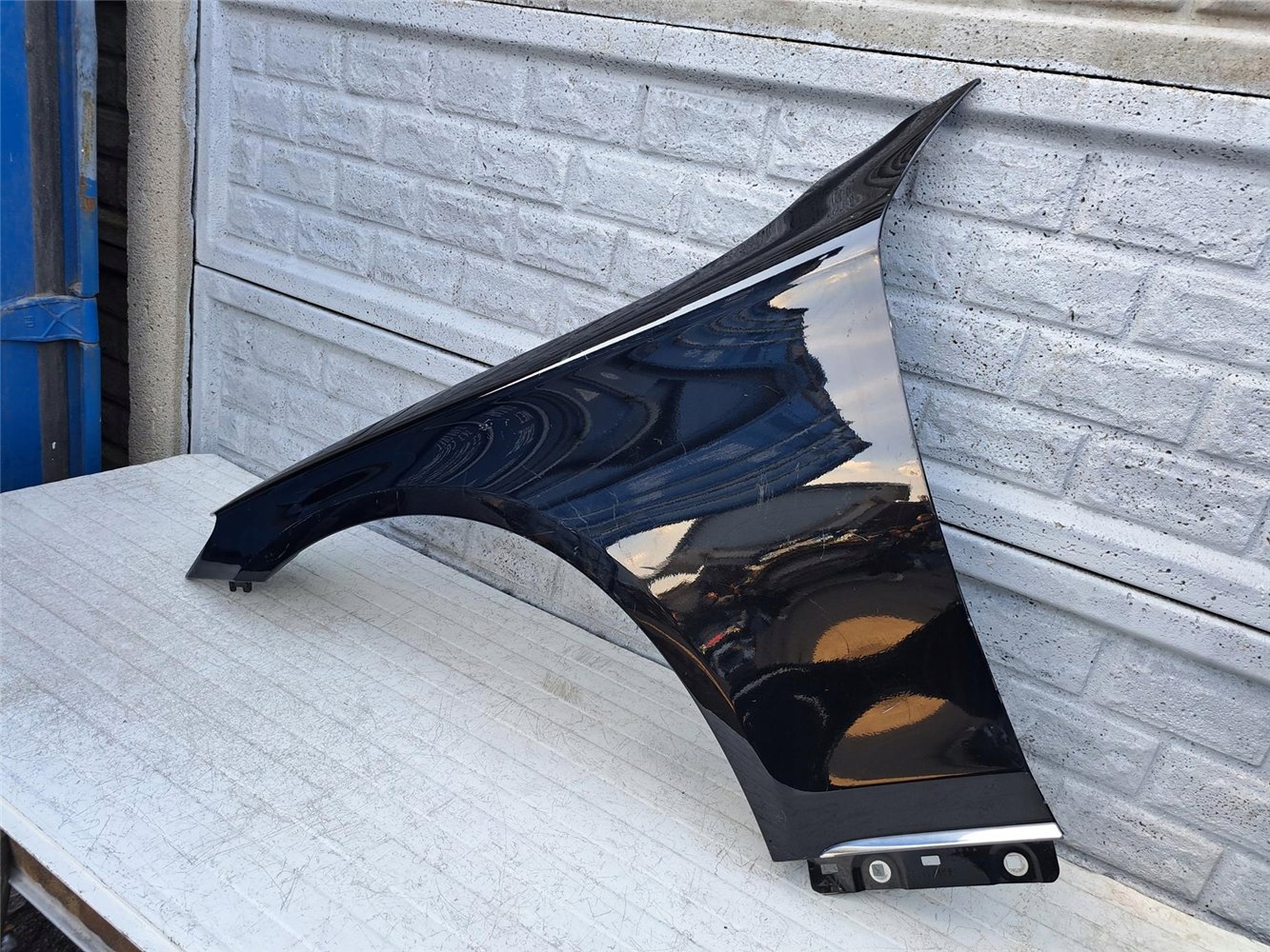 MERCEDES W222 S KLASA 14-20 BŁOTNIK LEWY PRZEDNI ORYGINAŁ (17357148669)