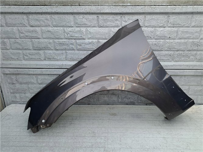 MITSUBISHI PAJERO 06 - 17 BŁOTNIK PRZEDNI LEWY ORYGINAŁ (17357154400)