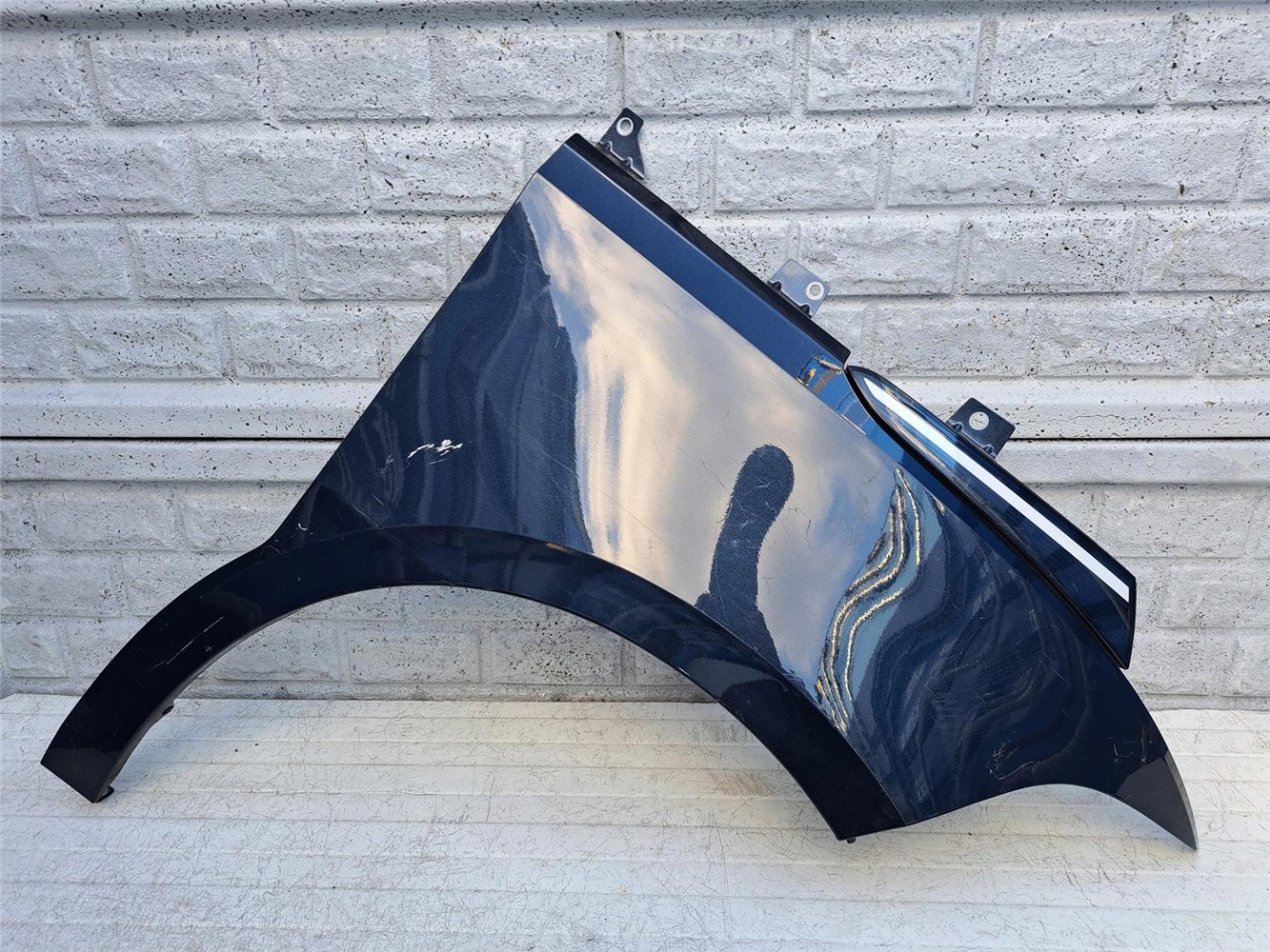 VW ID BUZZ 22- BŁOTNIK PRAWY PRZEDNI ORYGINAŁ (17357194556)