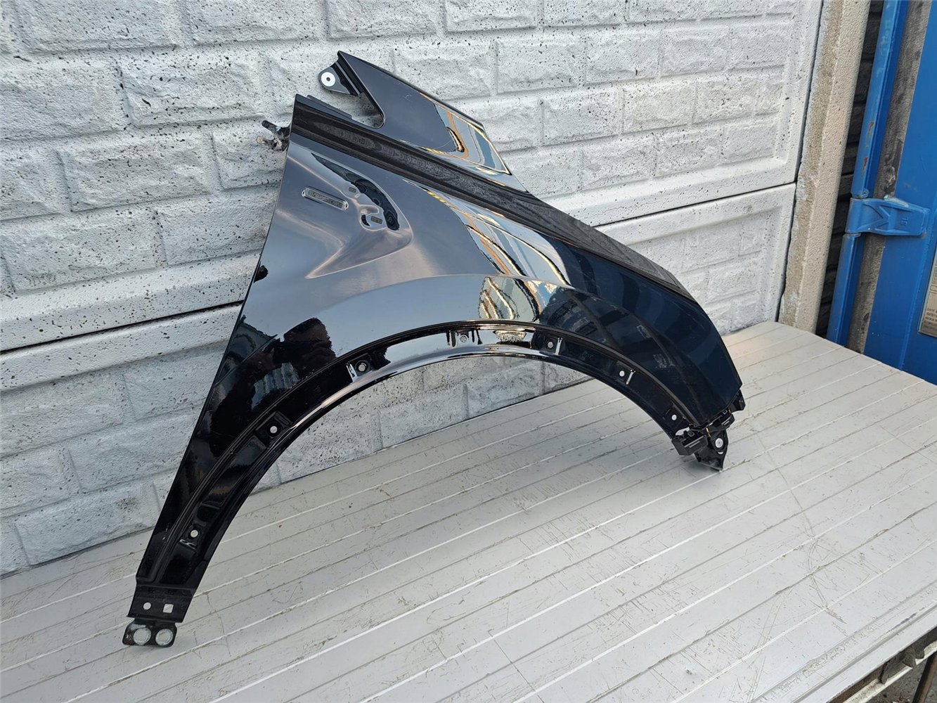 RENAULT CAPTUR 2 II 2020-2024 BŁOTNIK PRAWY PRZÓD ORYGINAŁ (17357230567)