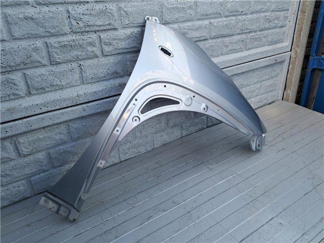 BŁOTNIK PRAWY PRZEDNI TOYOTA AYGO X 22-24 ORYGINAŁ (17357249837)