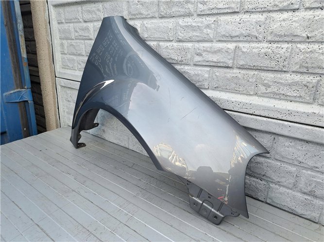 VW GOLF 5 V S2000 S 2000 BŁOTNIK PRAWY PRZEDNI ORYGINAŁ (17357258416)