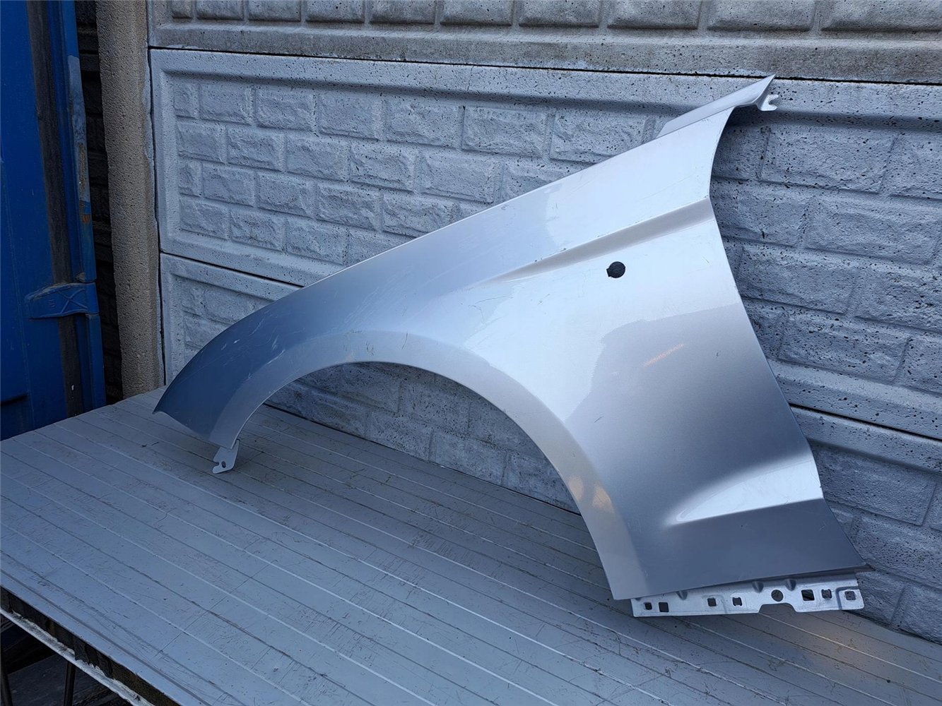 FORD MUSTANG VI LIFT 2018-23 BŁOTNIK LEWY ORYGINAŁ (17357273709) FORD MUSTANG VI LIFT 2018-23 BŁOTNIK LEWY ORYGINAŁ (17357273709)